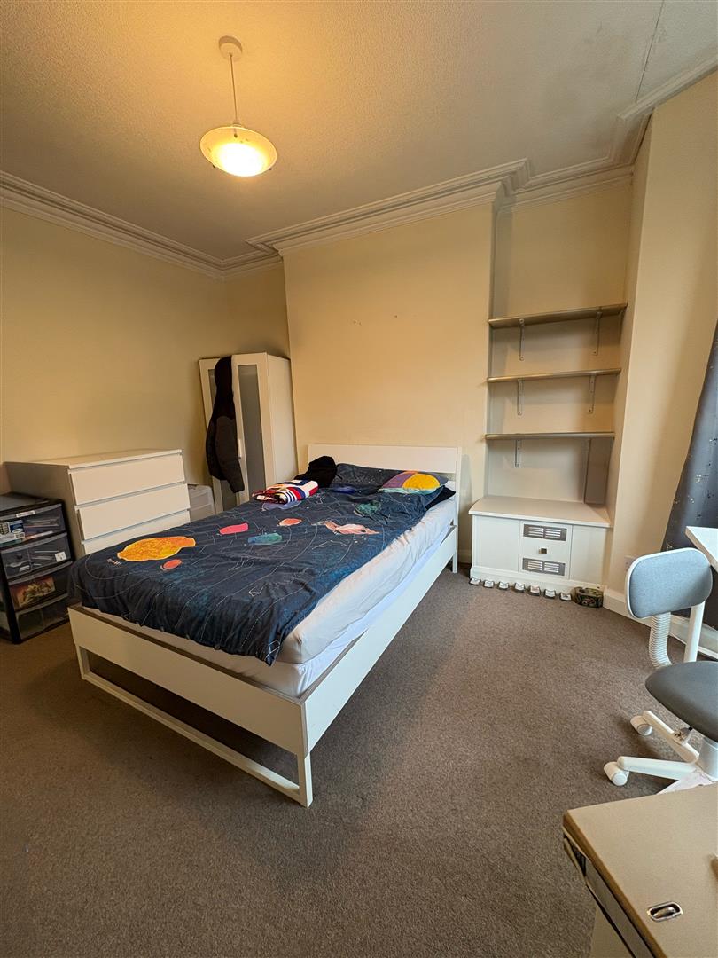 16 Coulston Road, Lancaster, LA1 3AE